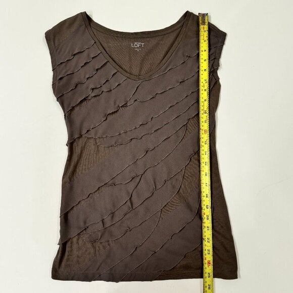 LOFT - Sleeveless Layered Tank Top in Taupe - Picture 5 of 6